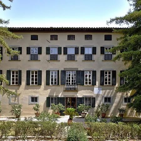 Trenta Prestigious Enchanting Garden