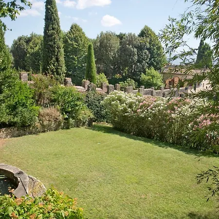 Willa Trenta Prestigious Enchanting Garden