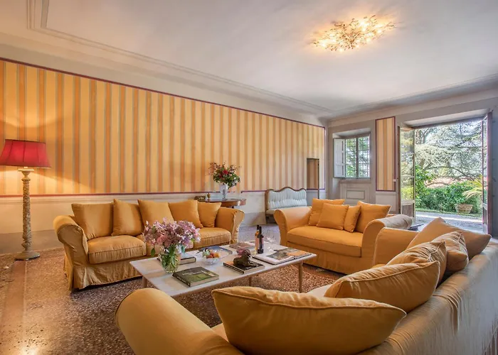 Trenta Prestigious Enchanting Garden * Lucca