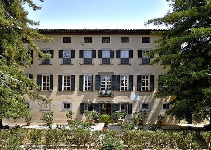 Trenta Prestigious Enchanting Garden