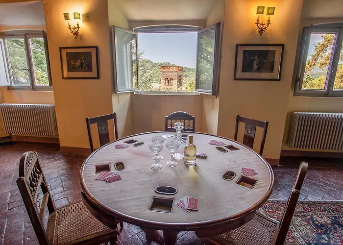 Trenta Prestigious Enchanting Garden Villa Lucca