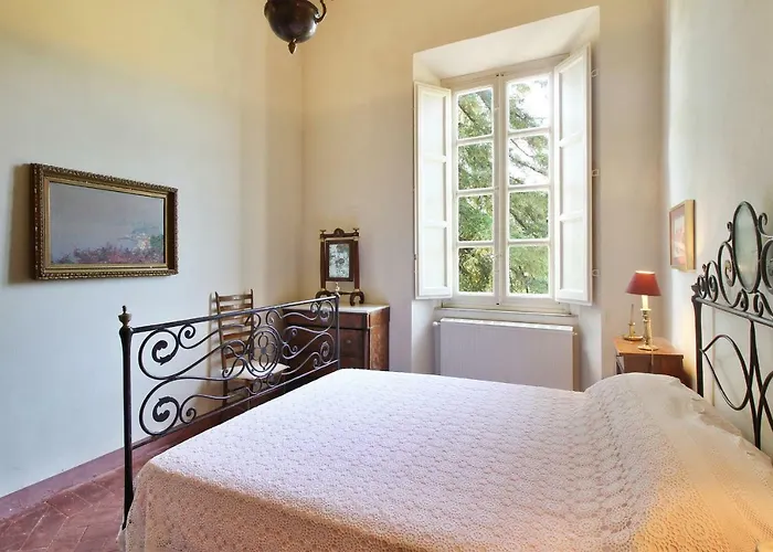 Trenta Prestigious Enchanting Garden